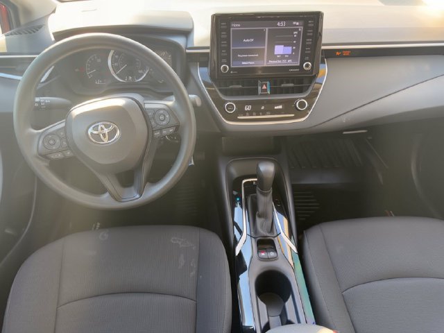 Used 2022 Toyota Corolla LE FWD image 29