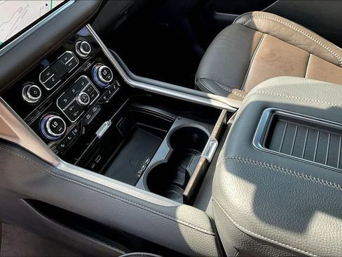 Used 2023 GMC Yukon Denali w/ Max Trailering Package image 19