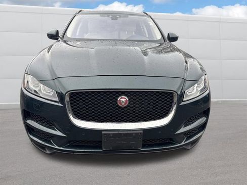 Used 2018 Jaguar F-PACE Prestige image 16