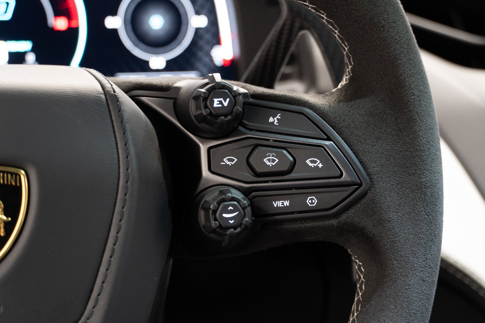 Used 2024 Lamborghini Revuelto AWD/4WD image 30