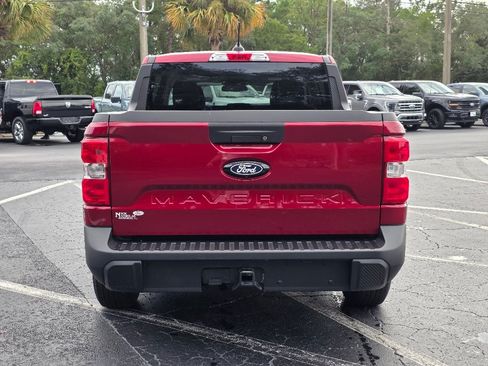 Certified 2025 Ford Maverick XLT FWD image 10