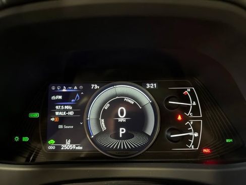 Used 2024 Lexus UX 250h FWD w/ Premium Package image 17