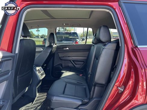Used 2021 Volkswagen Atlas SE w/ Panoramic Sunroof Package image 19