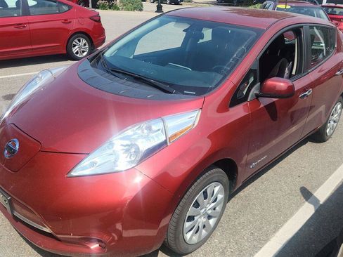Used 2015 Nissan Leaf S w/ Charge Package FWD image 20