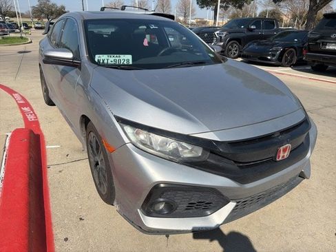 Used 2018 Honda Civic EX image 3