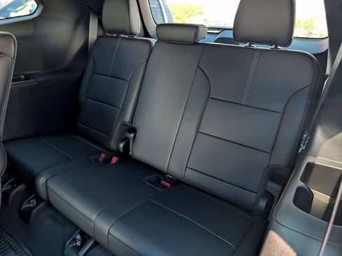 New 2026 GMC Acadia Elevation w/ Elevation Premium Package FWD image 26