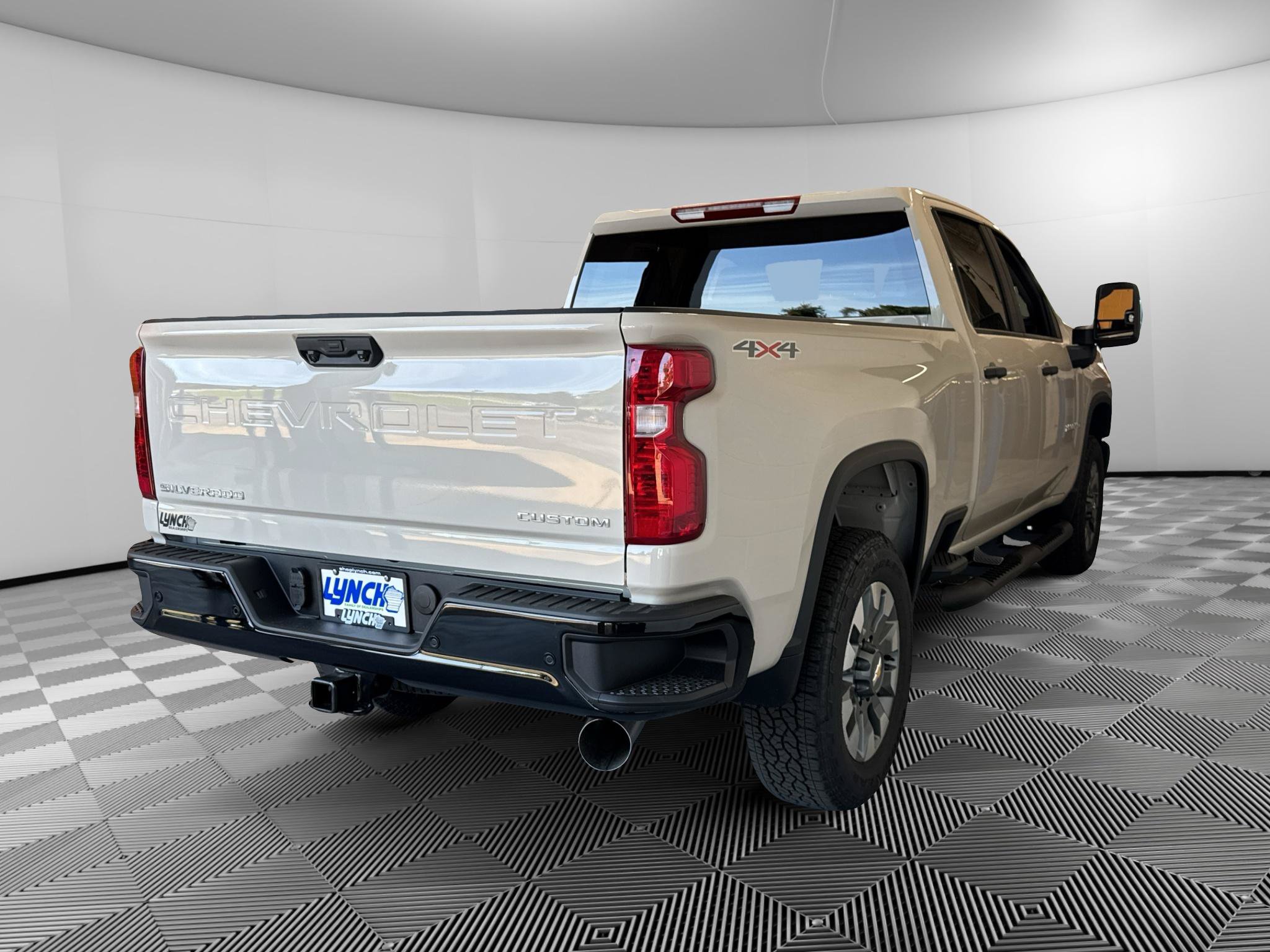 New 2026 Chevrolet Silverado 2500 Custom w/ Custom Value Package AWD/4WD image 7