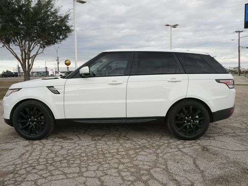 Used 2017 Land Rover Range Rover Sport HSE image 8