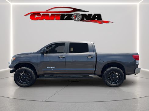 Used 2012 Toyota Tundra 4x4 CrewMax w/ Tow Pkg image 12