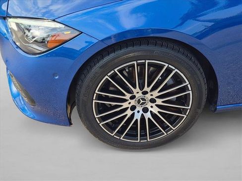 Used 2023 Mercedes-Benz C 300 4MATIC Sedan image 24