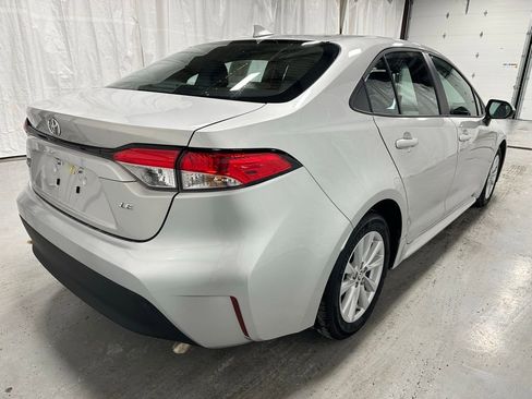 Used 2025 Toyota Corolla LE image 7