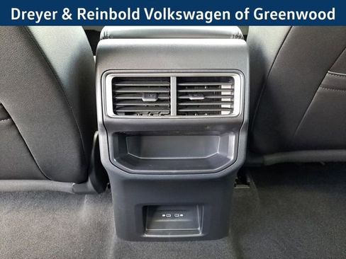 New 2025 Volkswagen Atlas Cross Sport SE image 15