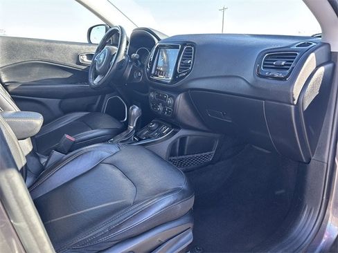 Used 2019 Jeep Compass Limited image 24