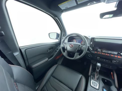 Certified 2026 Nissan Frontier PRO-4X w/ Pro Premium Package AWD/4WD image 15