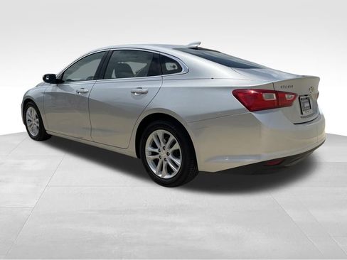 Used 2016 Chevrolet Malibu LT FWD image 7