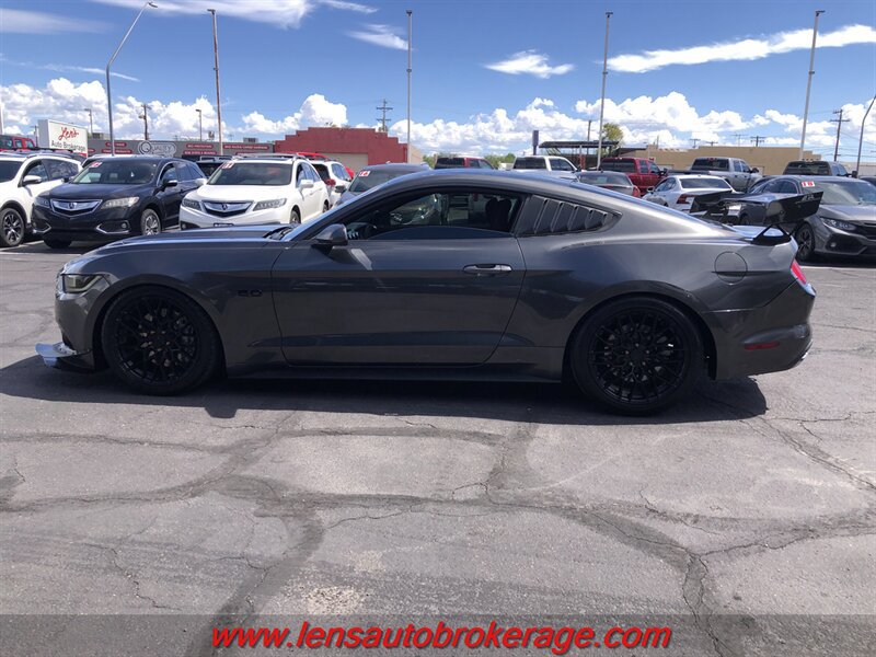 Used 2016 Ford Mustang GT RWD image 5