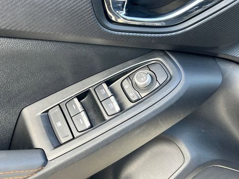 Certified 2025 Subaru Crosstrek 2.5i Limited w/ Crosstrek Mirror Package image 19