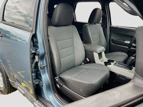 Used 2012 Ford Escape XLT FWD image 24
