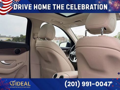 Used 2021 Mercedes-Benz GLC 300 4MATIC image 25