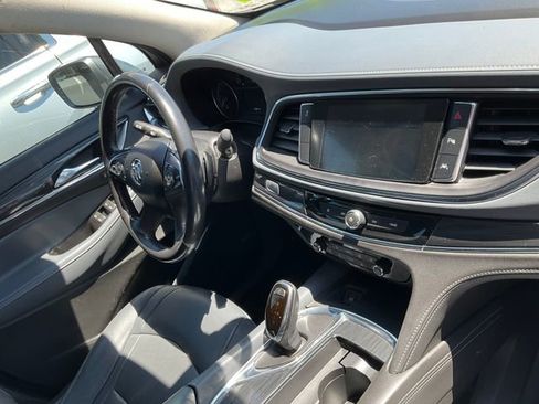 Used 2019 Buick Enclave Premium FWD image 8