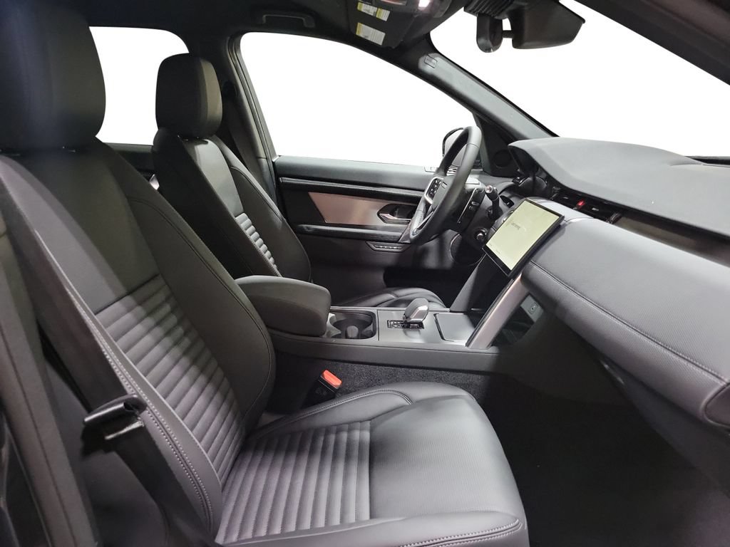 New 2024 Land Rover Discovery Sport Dynamic SE AWD/4WD image 29