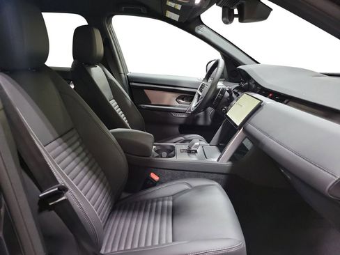Used 2024 Land Rover Discovery Sport Dynamic SE AWD/4WD image 29