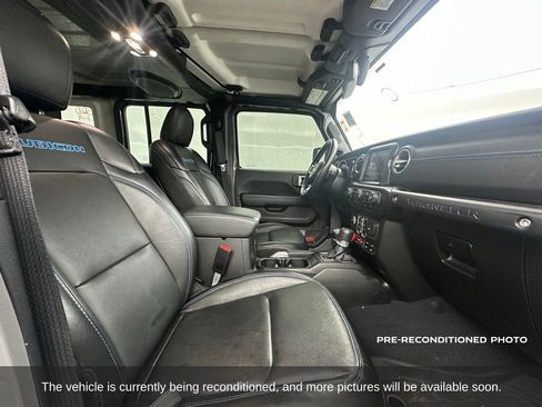 Used 2022 Jeep Wrangler Unlimited Rubicon 4xe w/ Cold Weather Group image 13