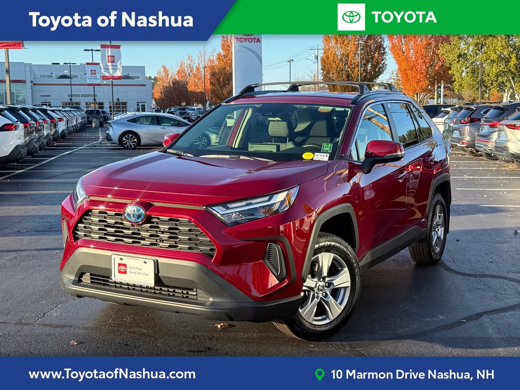 Used 2024 Toyota RAV4 XLE w/ Weather Package AWD/4WD image 1