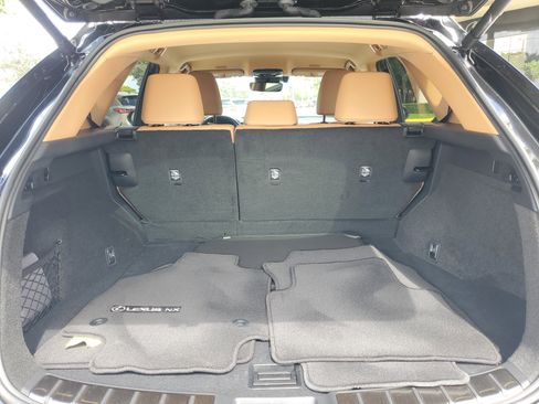 Used 2025 Lexus NX 250 FWD w/ Towing Package (2000 Lbs) image 10