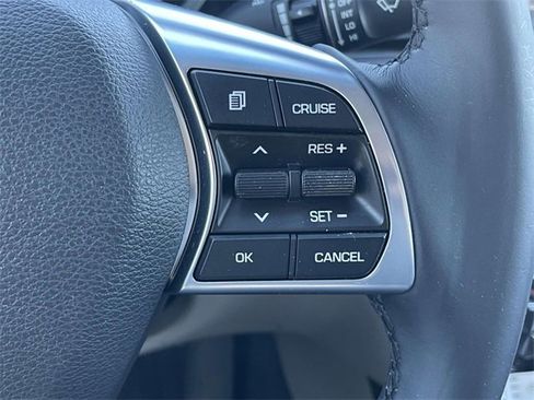 Used 2018 Hyundai Sonata Limited image 16