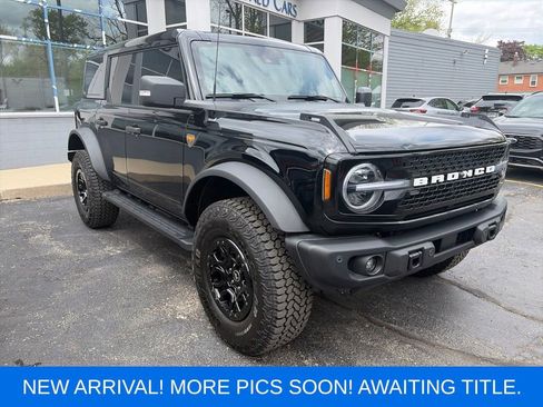 Used 2025 Ford Bronco Badlands AWD/4WD image 7