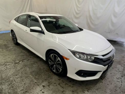 Used 2018 Honda Civic EX-L image 2