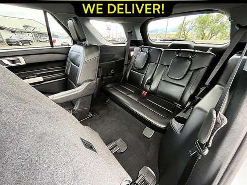 Used 2023 Ford Explorer XLT w/ Equipment Group 202A AWD/4WD image 16