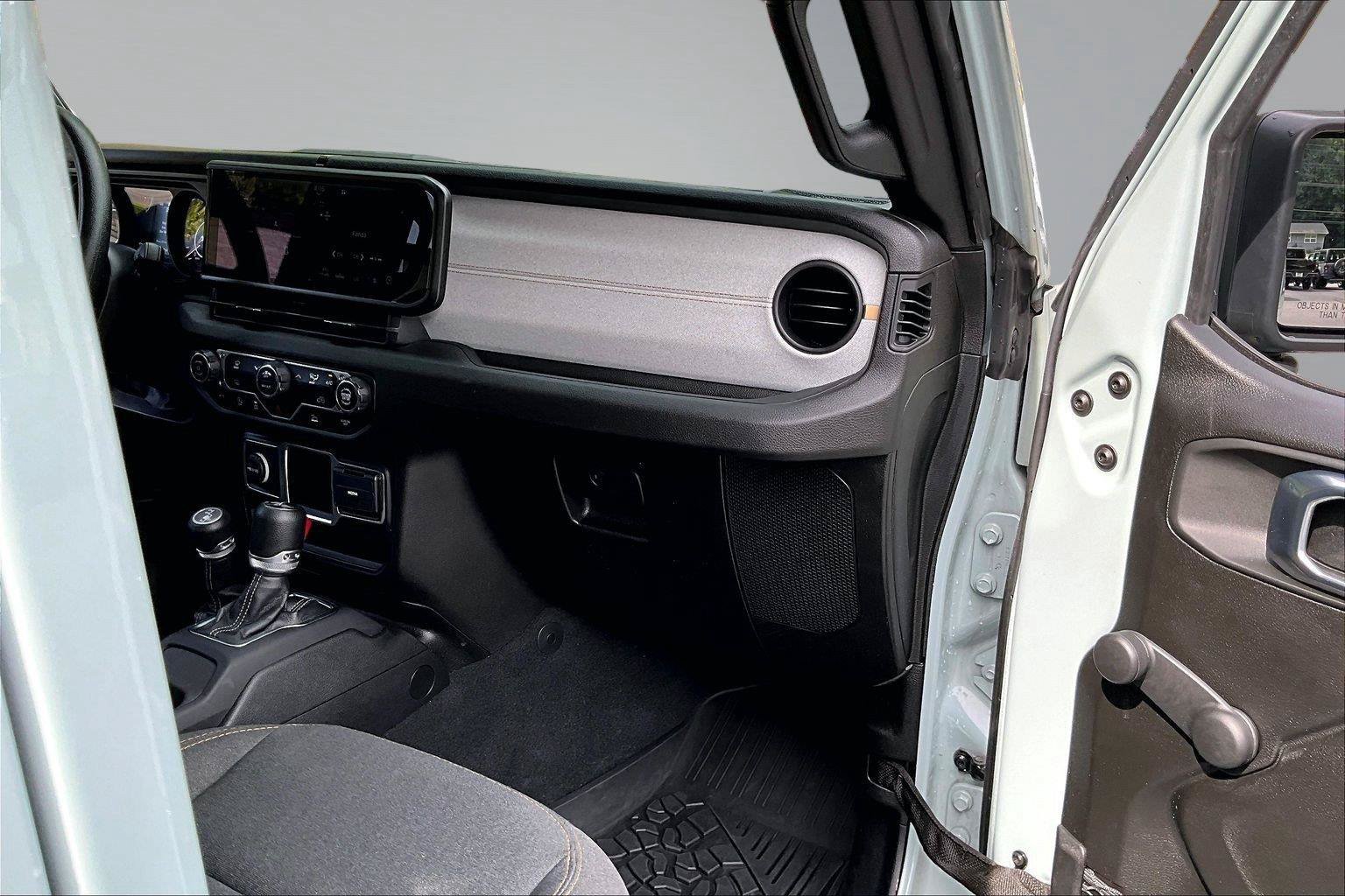 Certified 2024 Jeep Wrangler Unlimited Sport AWD/4WD image 17