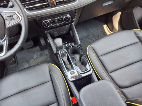 Used 2025 Chevrolet TrailBlazer ACTIV w/ Convenience Package FWD image 10