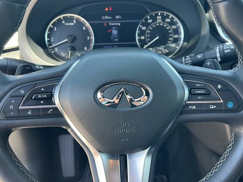 Used 2019 INFINITI QX50 Essential w/ Sensory Package AWD/4WD image 14