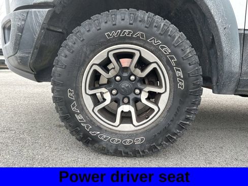 Used 2016 RAM 1500 Rebel w/ Luxury Group image 9