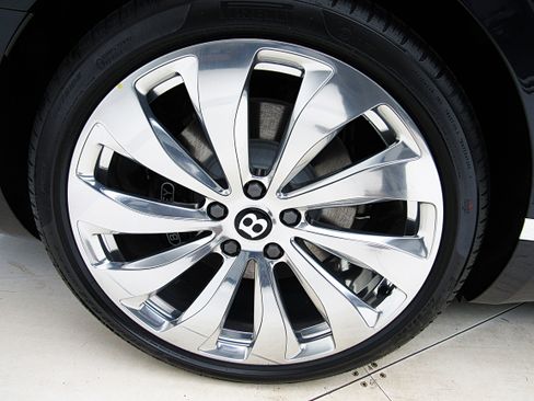 Used 2022 Bentley Flying Spur V8 AWD/4WD image 50