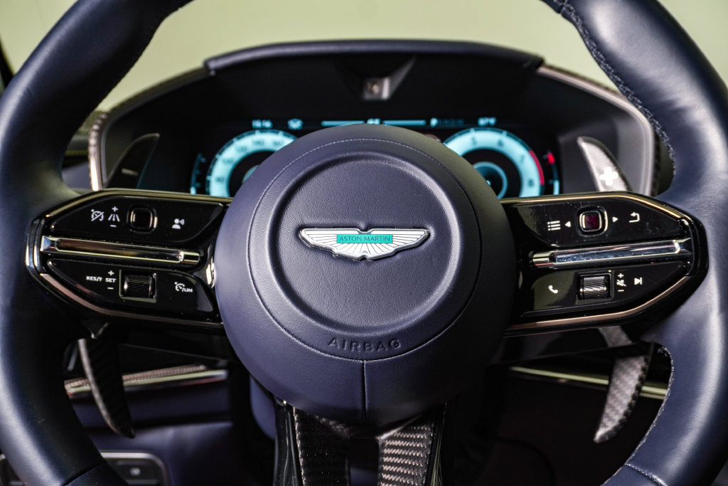 Used 2026 Aston Martin DBX S AWD/4WD image 26