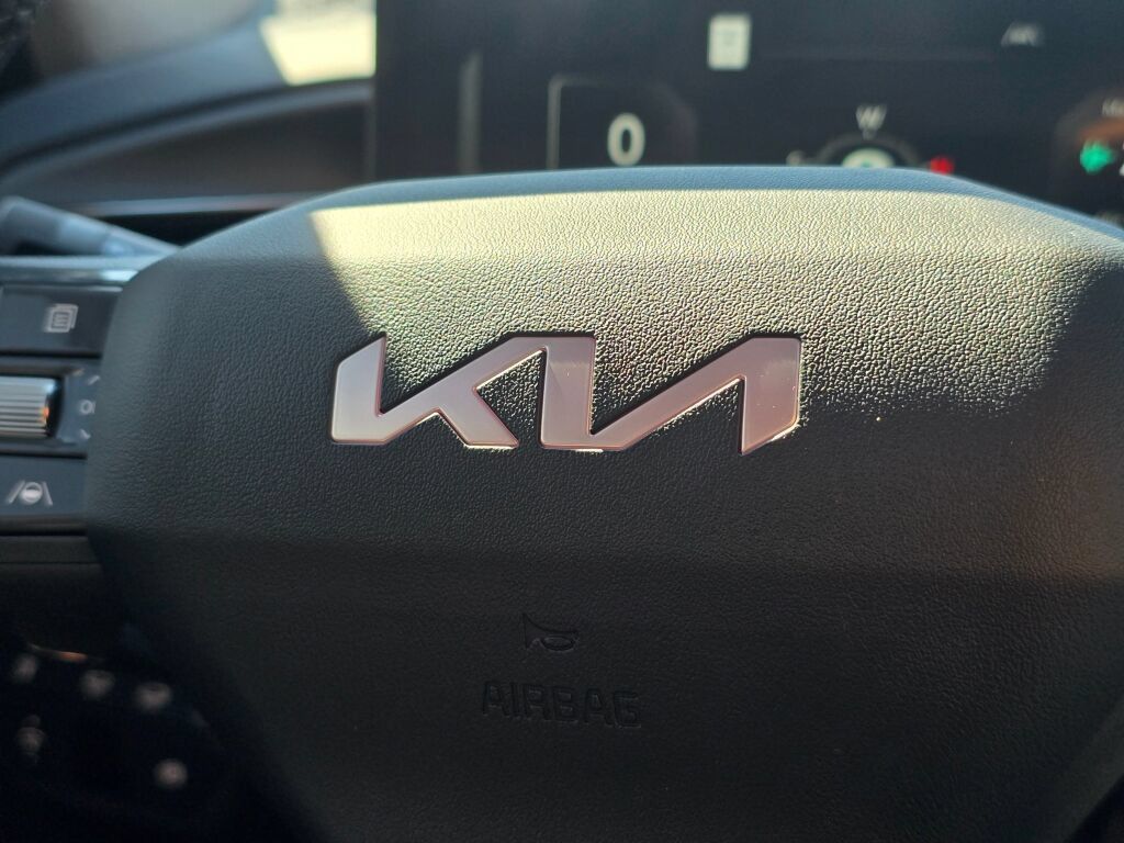 Certified 2024 Kia EV9 Land AWD/4WD image 22