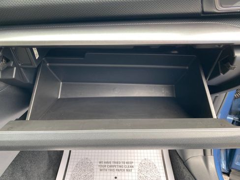 Used 2019 Subaru Forester Premium w/ All-Weather Package AWD/4WD image 33