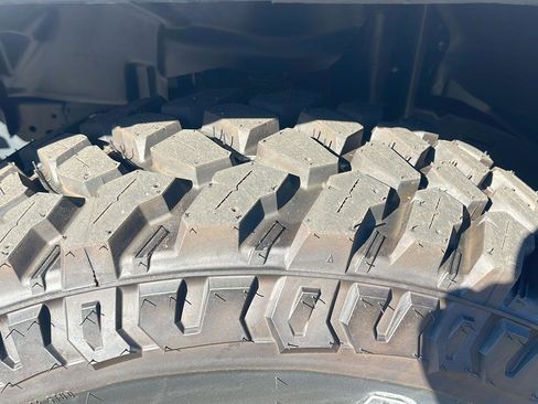 New 2025 Jeep Gladiator Willys image 10