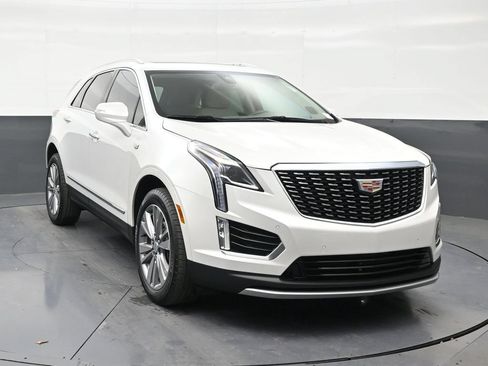 Used 2024 Cadillac XT5 Premium Luxury AWD/4WD image 7