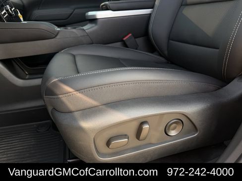 New 2027 GMC Terrain Elevation w/ Elevation Premium Package FWD image 23