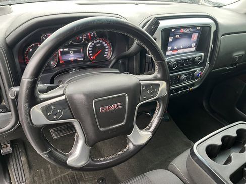 Used 2015 GMC Sierra 1500 SLE w/ SLE Value Package AWD/4WD image 9