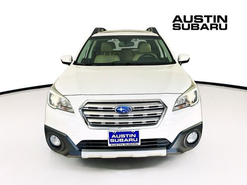Used 2015 Subaru Outback 2.5i Limited image 2