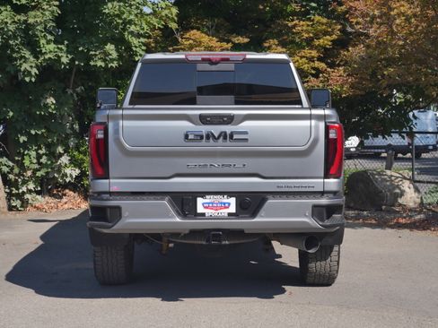 Used 2024 GMC Sierra 2500 Denali Ultimate AWD/4WD image 22