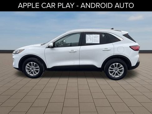 Used 2021 Ford Escape SE w/ Cold Weather Package image 3