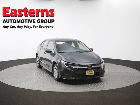 Used 2023 Toyota Corolla LE FWD image 48