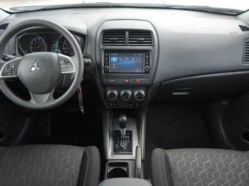 Used 2022 Mitsubishi Outlander Sport ES FWD image 10